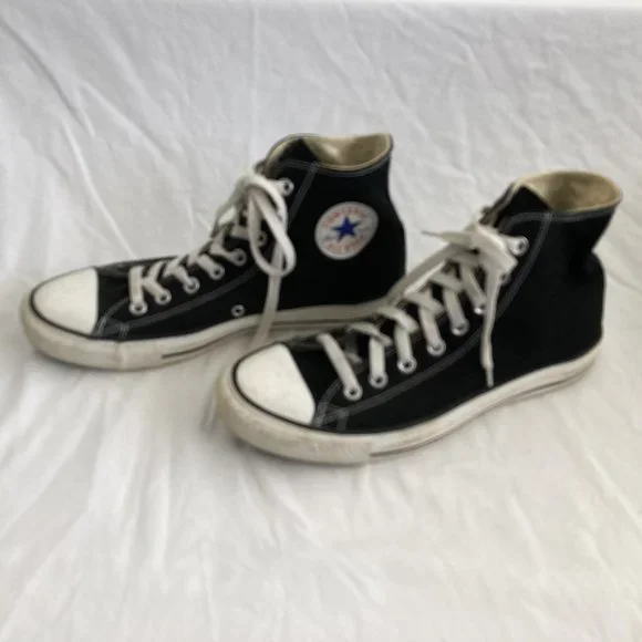 Converse All Stars Classic  Black Chuck Taylor High Tops Men's Size 9 - Picture 9 of 10